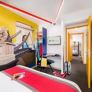 Ibis Styles Citywest Отель