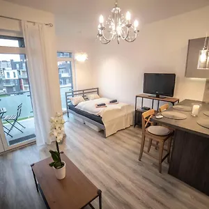  Apartman Sasadpark's New In The West Part Of Buda